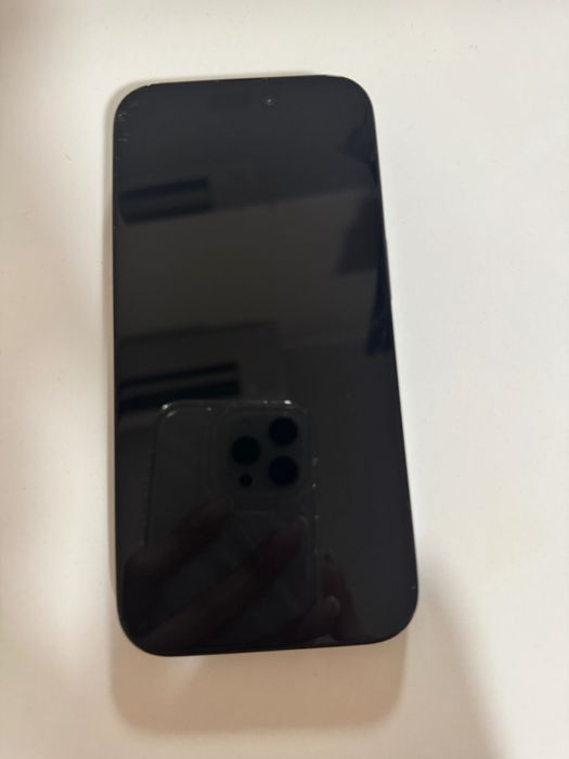 iPhone 15 pro без гаранция