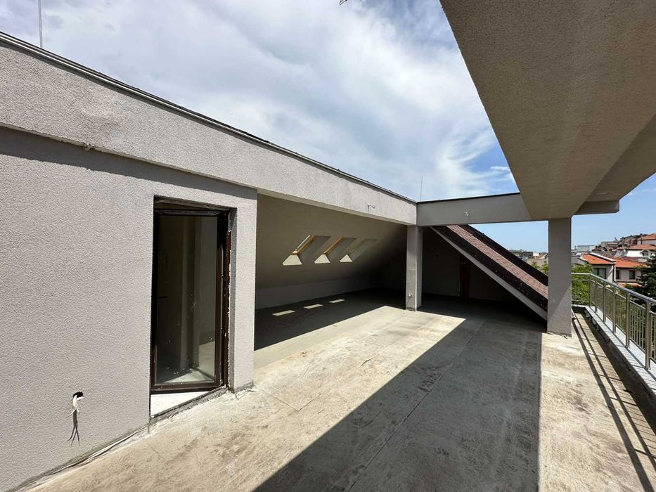 Продава се Мезонет в Пловдив, Център - 234 кв.м за 1350 €/кв.м - Снимка #15