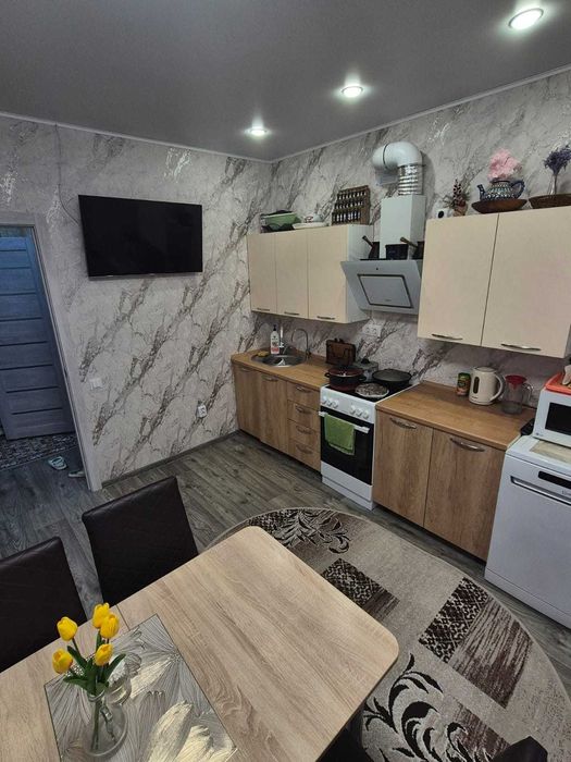 Продается 2х комнатная район Аэропорта