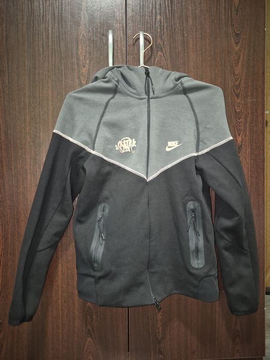 Nike tech central cee