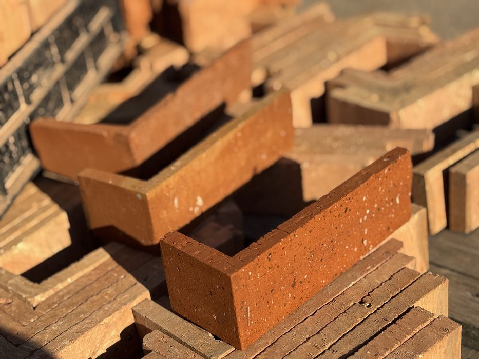 Caramida feliata, (miez de caramida felii)