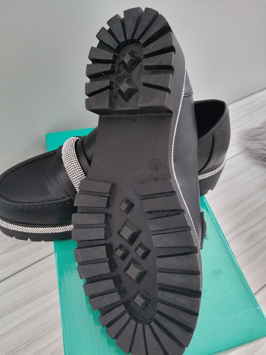 Pantofi dama moderni