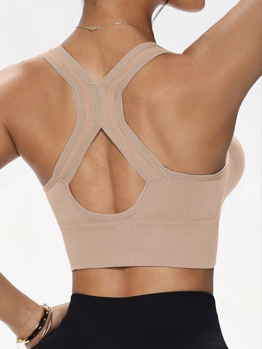 Бюстгалтер спортивный.