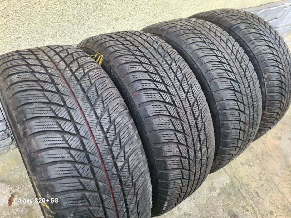 225/55R17 Bridgestone RFT