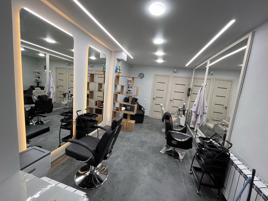 СДАЁТСЯ парикмахерское место