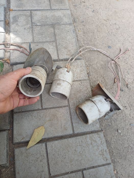 Катта лампочка патронлари