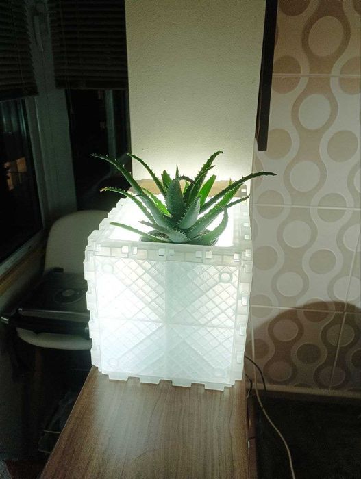 Мултифункционална лампа