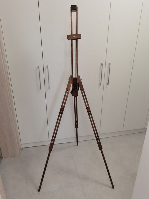 Професионален триножник за рисуване