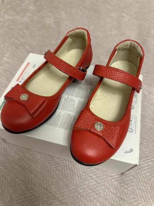 Продам новые кожанные туфли