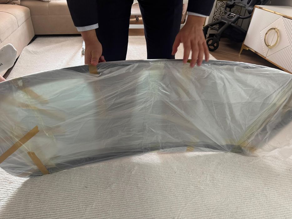 Заднее лобовое стекло Li6