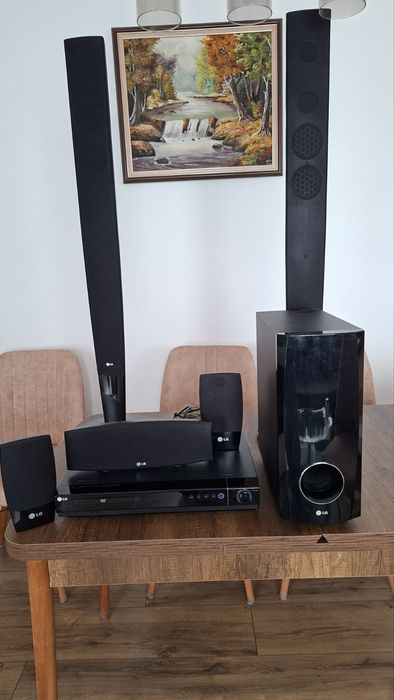 Домашно кино LG като ново, 5+1 стерео уредба,dvd