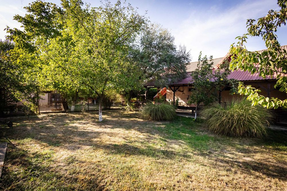 Casa de vacanta / Ferma de cai