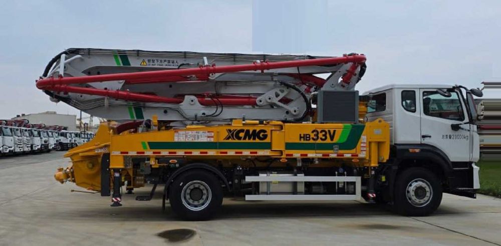 Автобетононасос XCMG HB33V