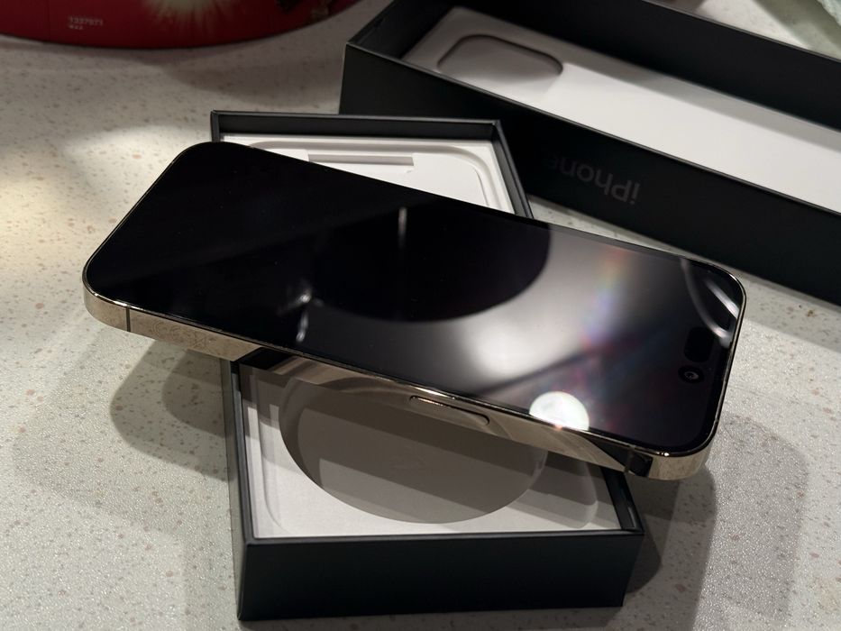 iPhone 14 Pro 256GB Gold – Перфектен, 100% Батерия!