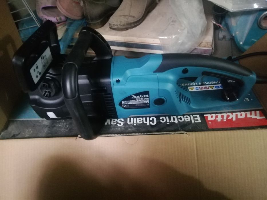 Электрическая цепная пила