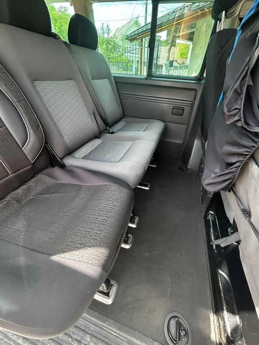 Volkswagen Transporter T5 2.5 TDI