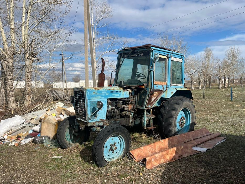 Трактор  МТЗ  80