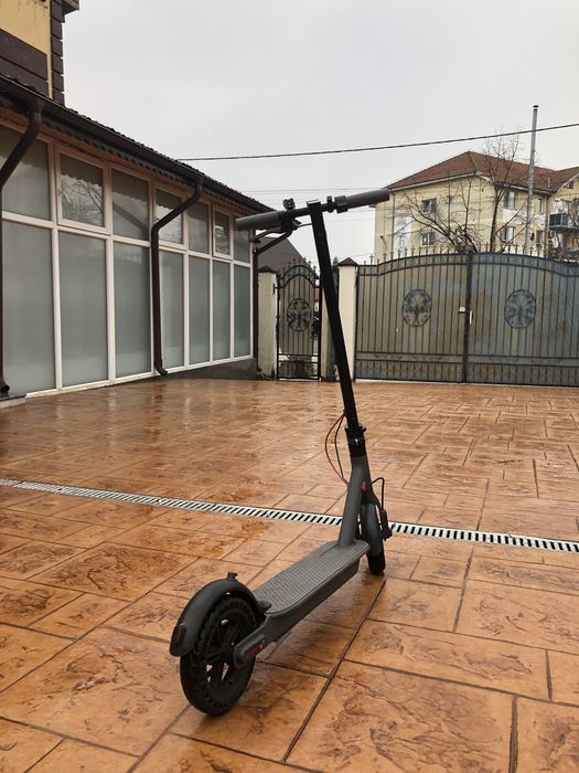 Trotineta xiaomi la doar 200 lei