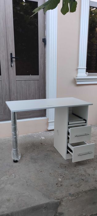 на заказ маникюр столи