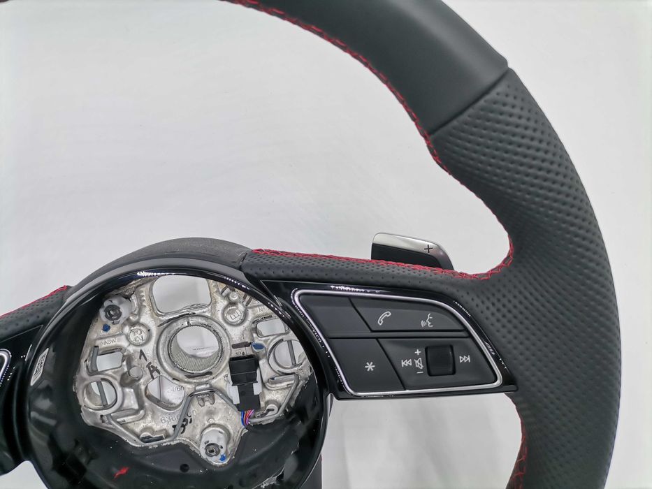 Нов OE Черен Кожен Спортен Волан с Лопатки Audi A3 S3 RS 8Y0419091Q LC