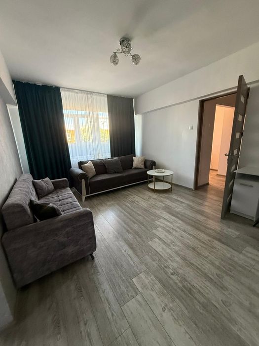 Persoana fizica,Inchiriez apartament cu 2 camere în centru