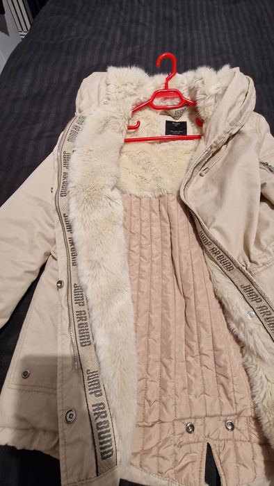 Geaca Bershka cu guler detașabil