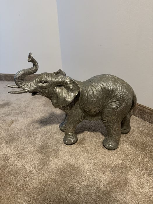 Decoratiune/Figurina Elefant