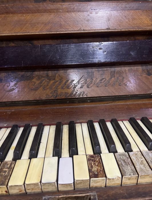 Пианино IX вв. Антиквар Franz Grohmann