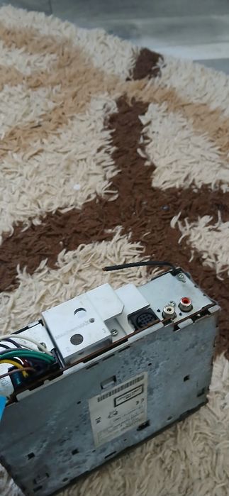 Vând catesofon auto