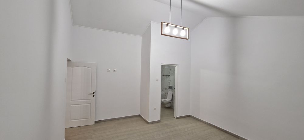 Casa (noua)de vanzare in Ludus