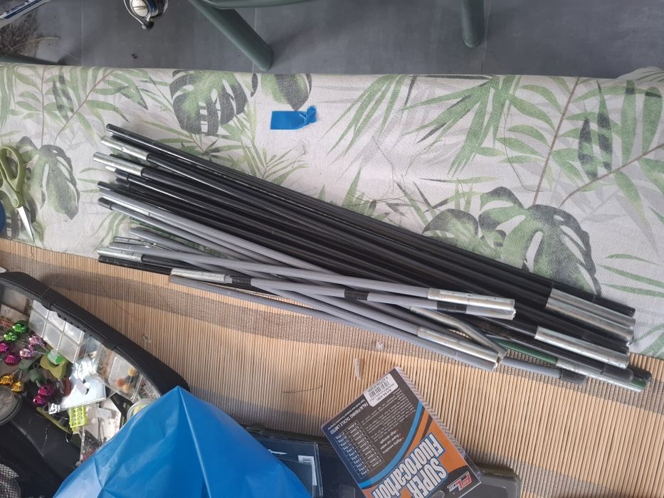 Vând cort auto ptr partea din spate