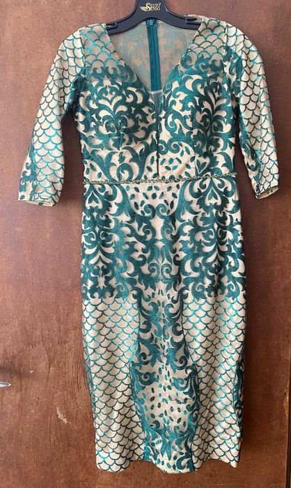 Официална къса рокля размер 40