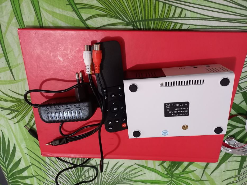 Mini videoproiector portabil protecție Led