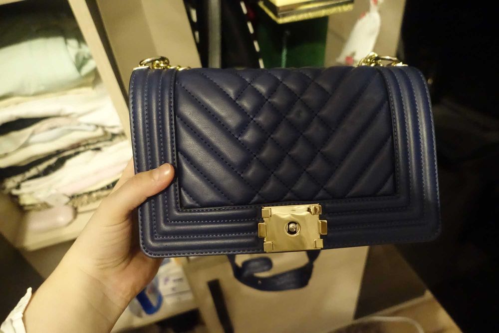 Vand poseta si plicuri