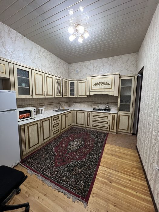 Сдается Дом, 6 комнат, 330м², Юнусабад. Орриентир Малика базар(400м)
