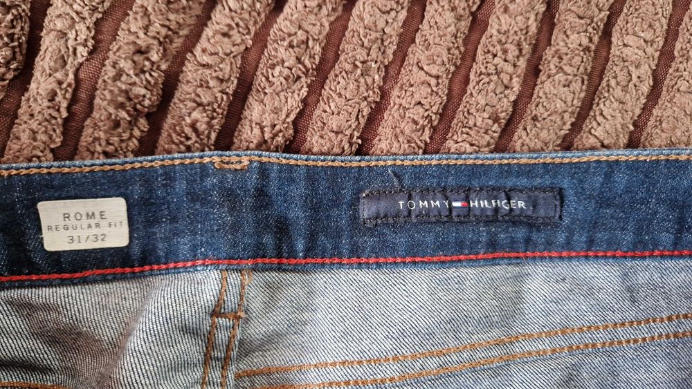 Дънки  Tommy  HILFIGER