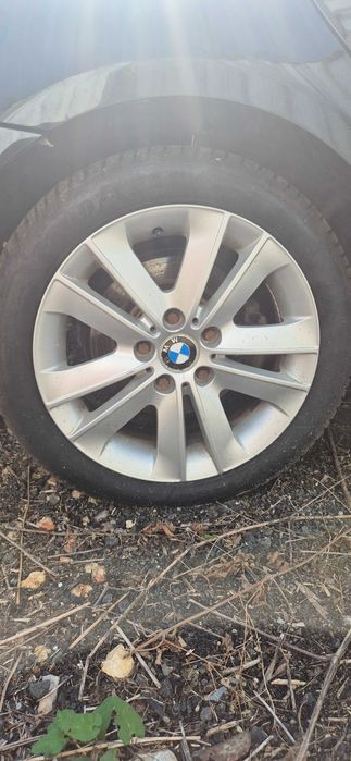 Джанти и гуми за BMW E90 17 цола