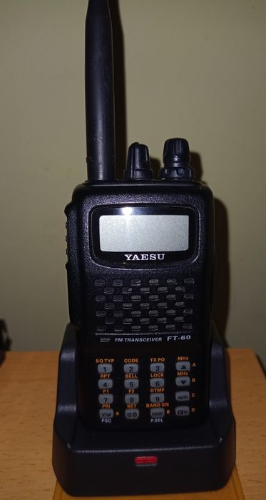 Statie yaesu ft-60