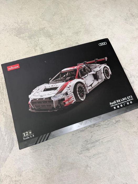 Конструктор Lego Audi R8 LMS GT3