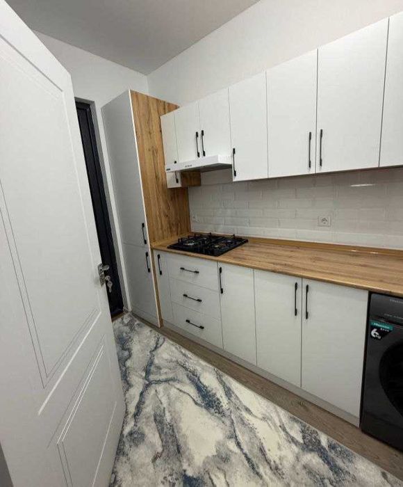 Ассалом сохил 1 комнатная 9 этаж . 16 Ти этажного дома