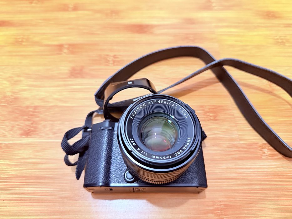 Aparat Foto Fujifilm X-M5 ca nou, obiectiv Fujinon 35mm F 1.4