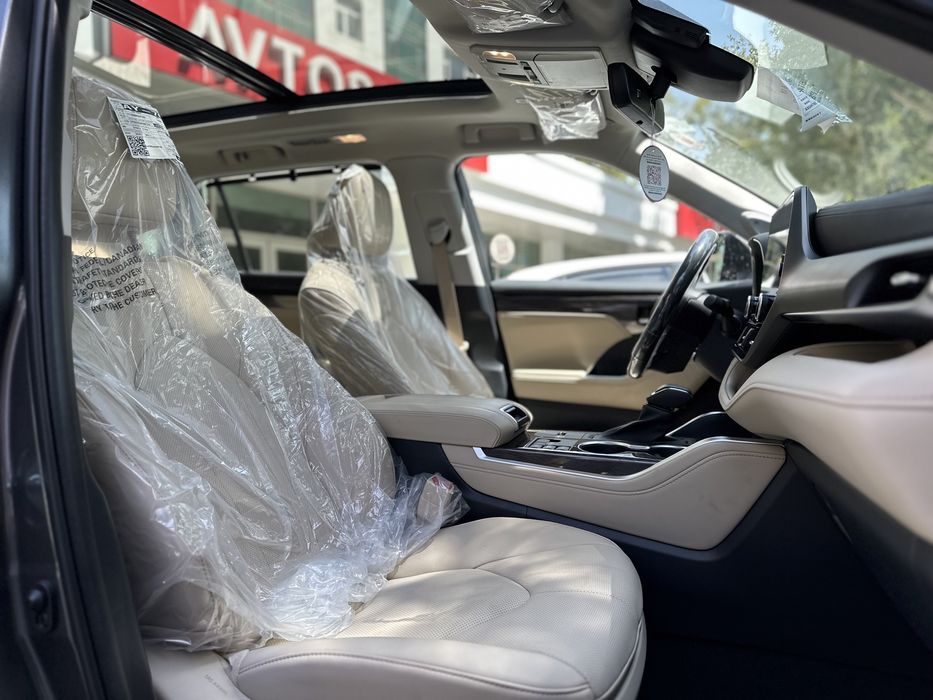 Toyota Highlander Hybrid 2025