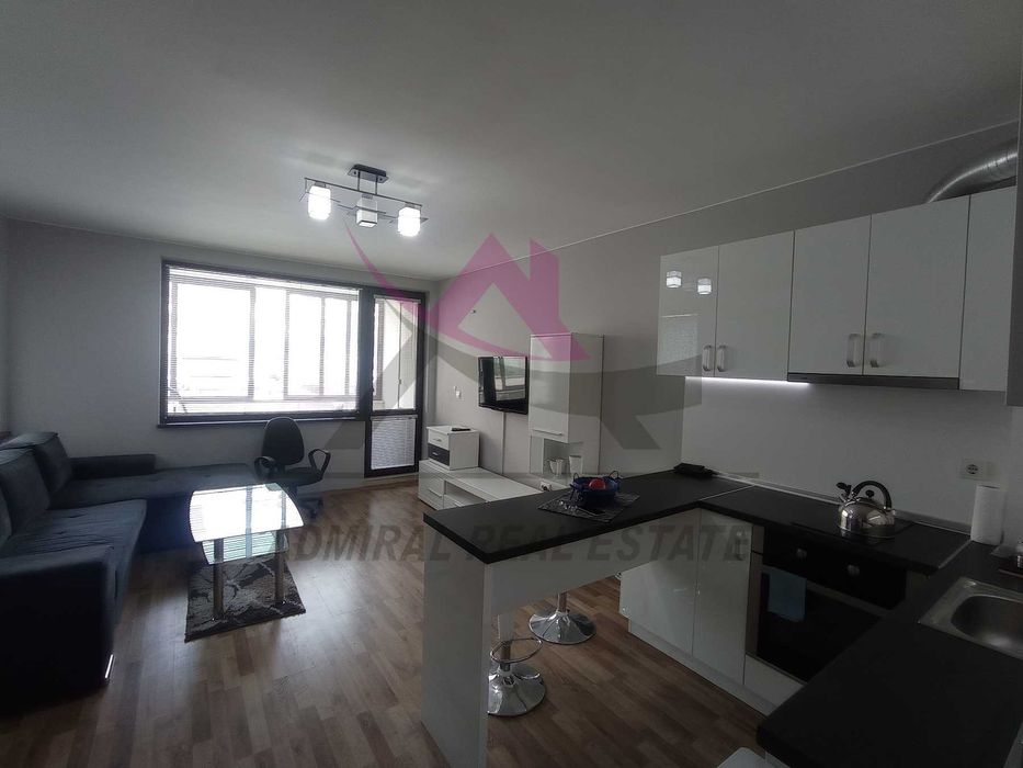 Дава се под наем Едностаен апартамент в Варна, Бриз - 45 кв.м за 370 € - Снимка #1