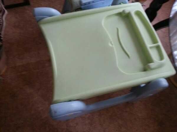 Детский столик трансформер