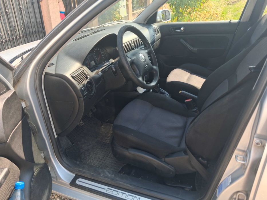 De vanzare w golf 4