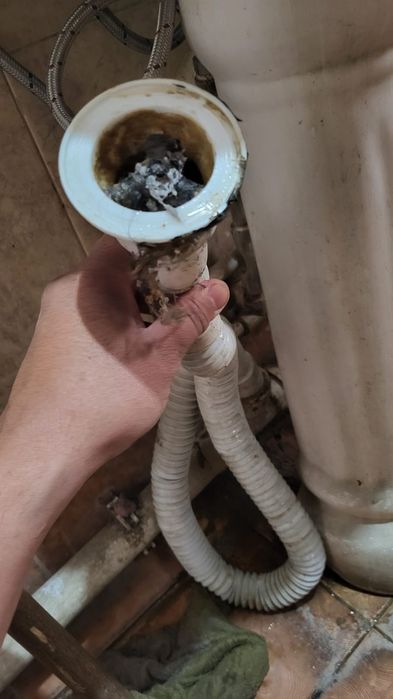 Сантехник и электрик