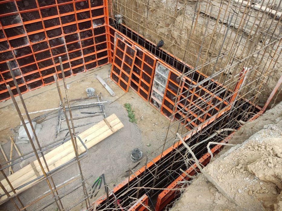 Аренда опалубки,стойки,финские фери...