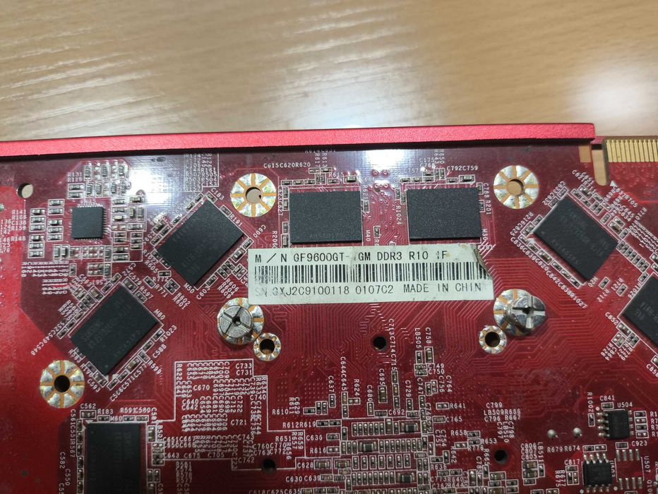 Видеокарта Geforce GF9600GT 512mb ddr3 256b crt DVI HDMI