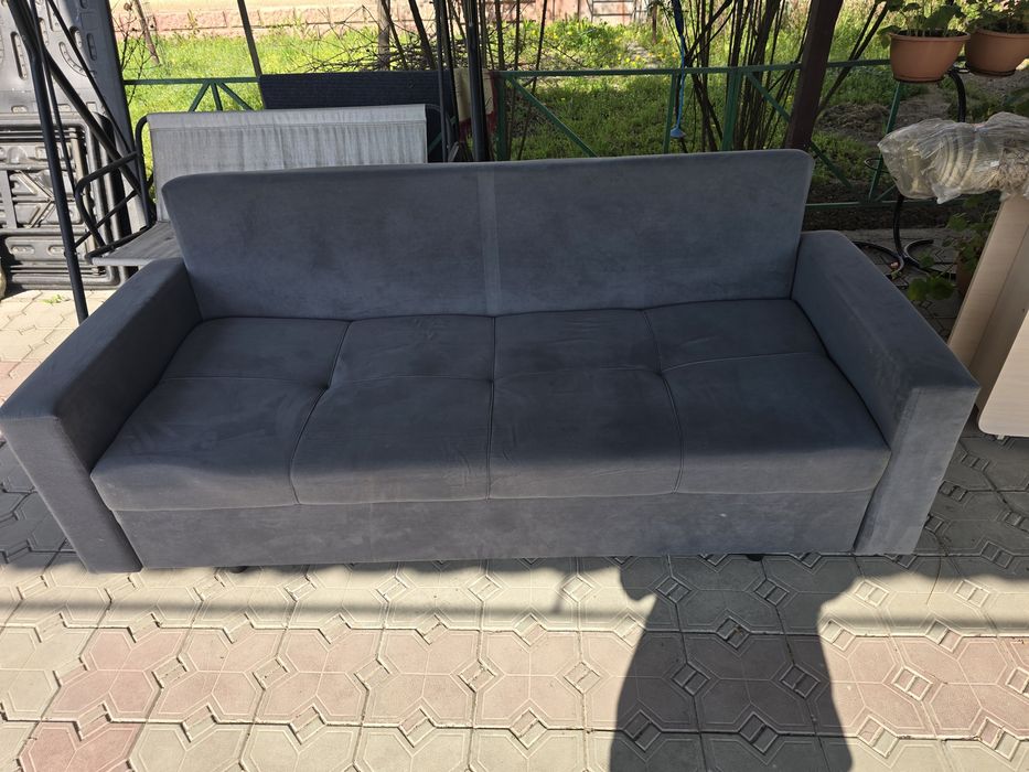 Продам Диван 210см