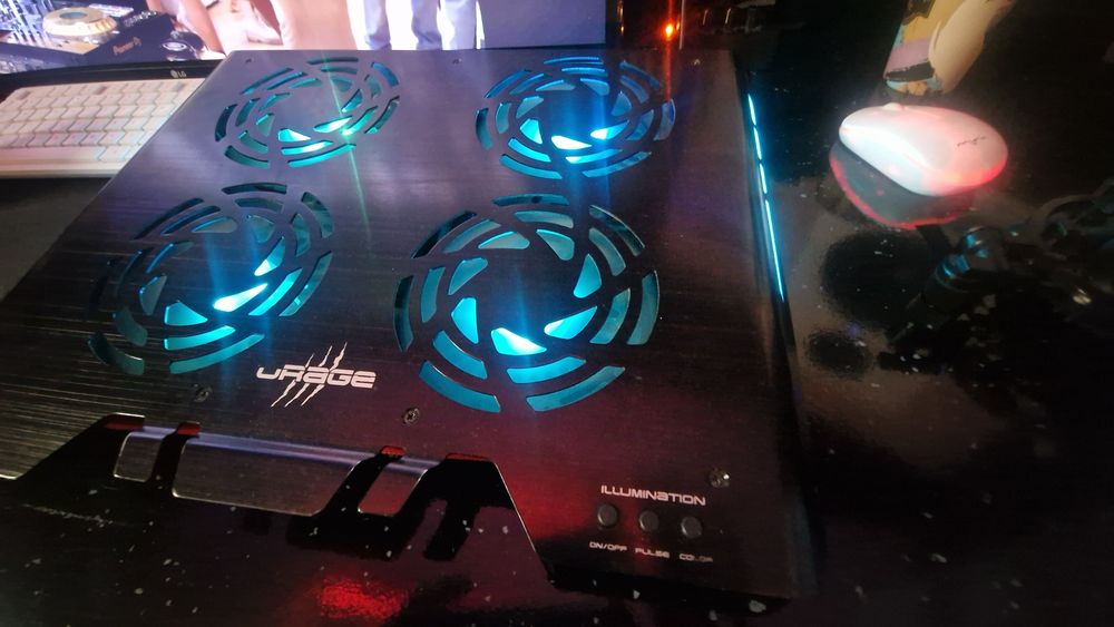 Cooler laptop RGB